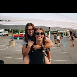 Meet your Posher, Hannah